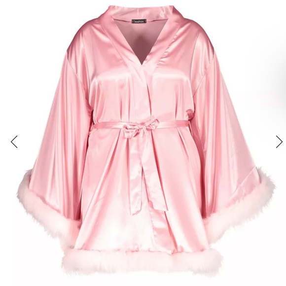 NWT Boohoo Gemma Collins Short Kimono Robe W/ Fluffy Sleeve Pink Women’s Size 18 - Picture 1 of 16